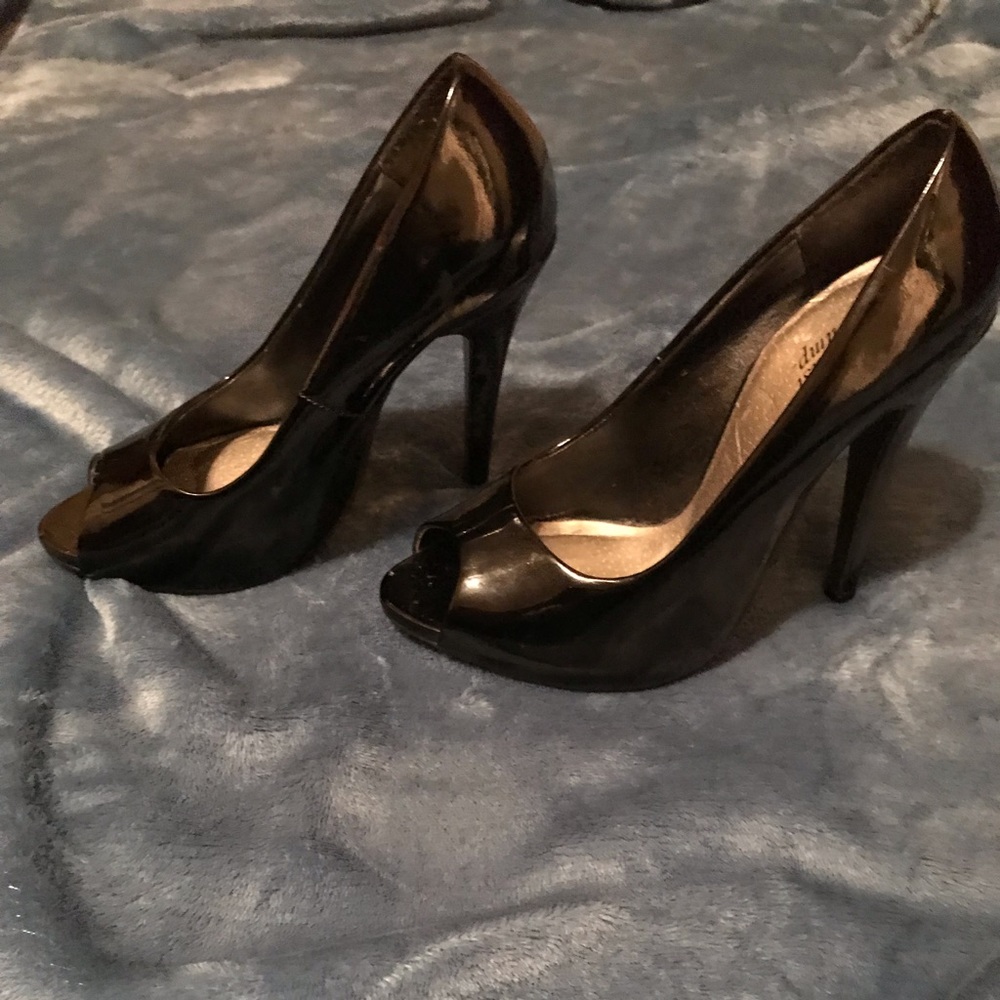 Open Toe Pumps